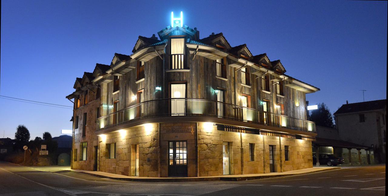 Santibanez de Villacarriedo Hotel La Alfonsina מראה חיצוני תמונה