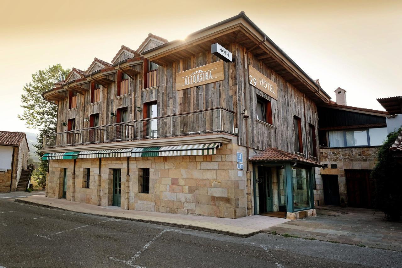 Santibanez de Villacarriedo Hotel La Alfonsina מראה חיצוני תמונה