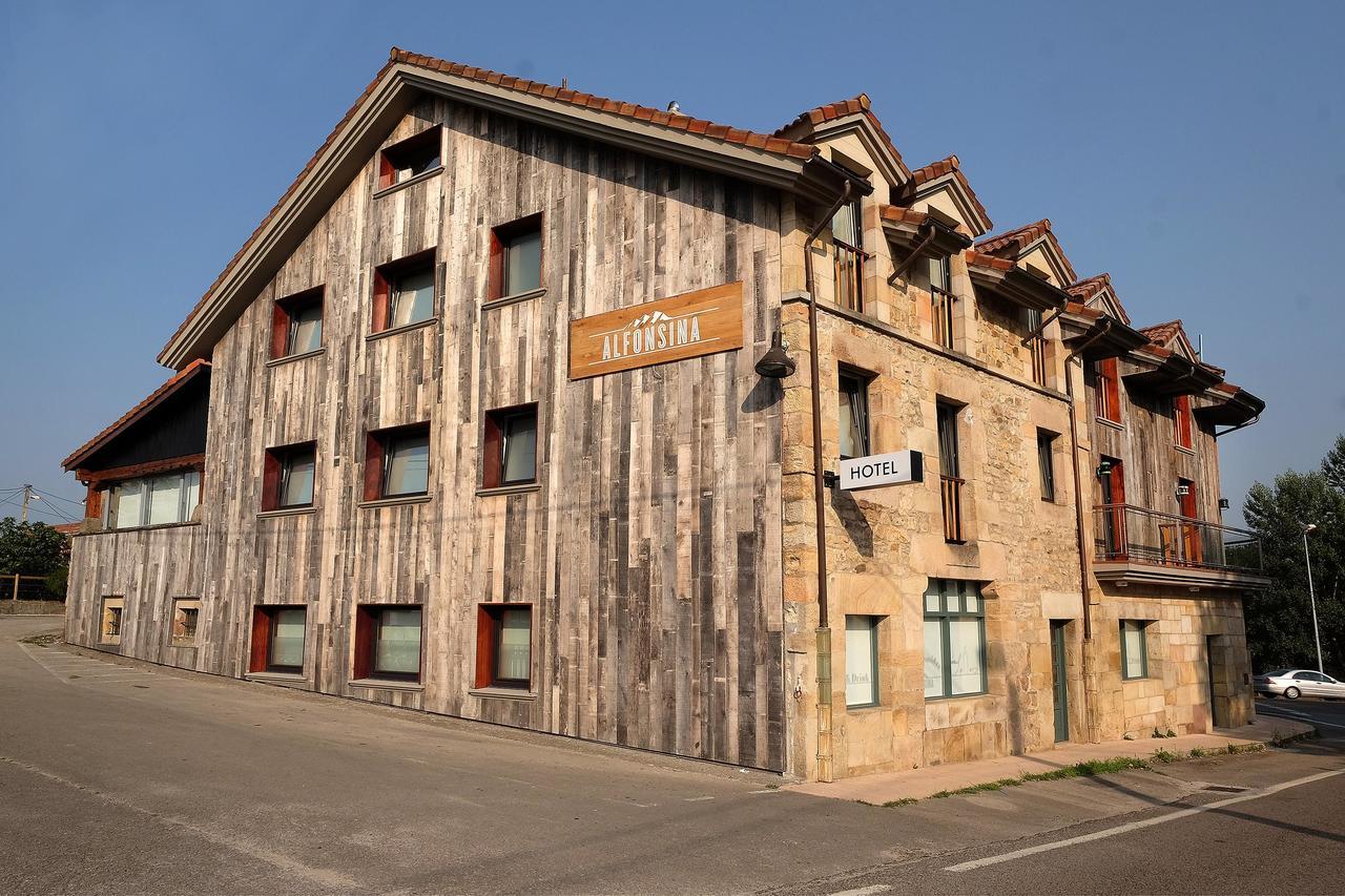 Santibanez de Villacarriedo Hotel La Alfonsina מראה חיצוני תמונה
